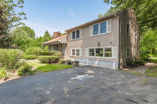 951 Meriden Ave, Southington, CT 06489 exterior