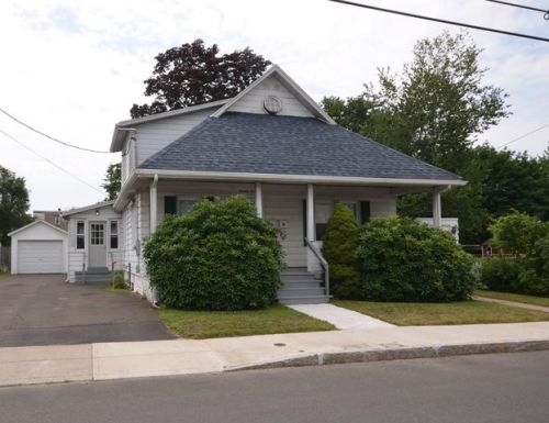 71 Providence St, Chicopee, MA 01020 exterior