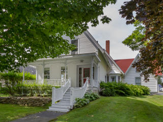10 Union St, Searsport, ME 04974 exterior