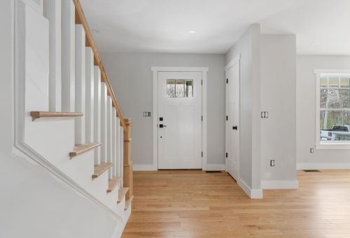 2 Ella Woods Dr, Kittery, ME 03904 exterior