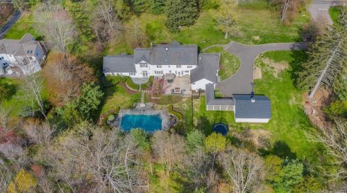 167 Bayberry Ln, Westport, CT 06880 exterior