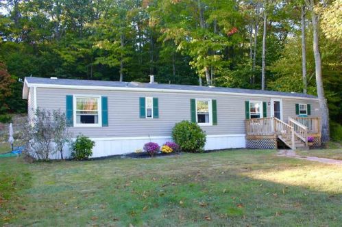 18 Deer Run Ln, Northwood, NH 03261 exterior