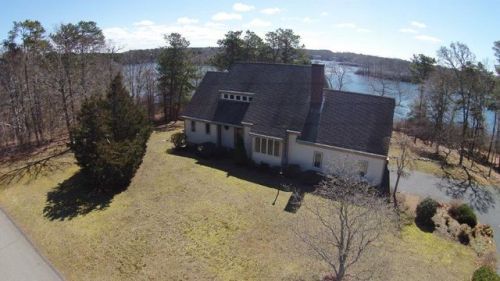 59 Blue Water Dr, Centerville, MA 02632 exterior