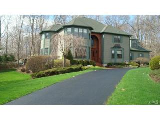 7 Arrowhead Dr, Upper Stepney, CT 06468 exterior