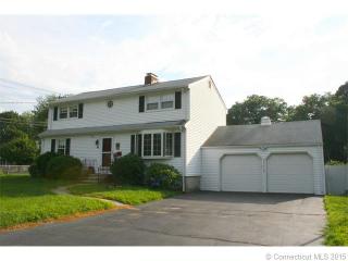 6 Innsbruck St, Milford, CT 06461 exterior