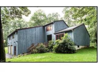 6 Terracewood Rd, Londonderry, NH 03053 exterior