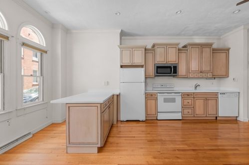 200 Salem St, Roxbury Xing, MA 02113 exterior