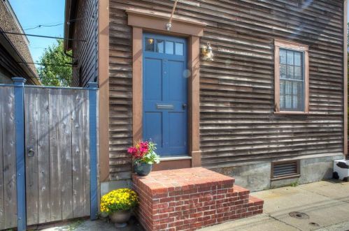 5 3Rd St, Newport, RI 02840 exterior
