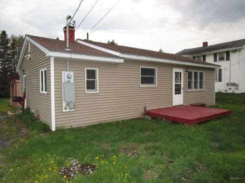 45 Ward St, Presque-Isle, ME 04769 exterior