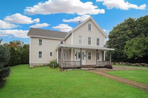 38 Oak St, Westerly, RI 02891 exterior