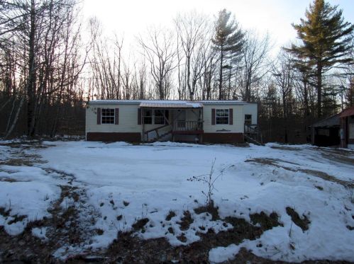 157 Oak Hill Rd, Norridgewock, ME 04957 exterior