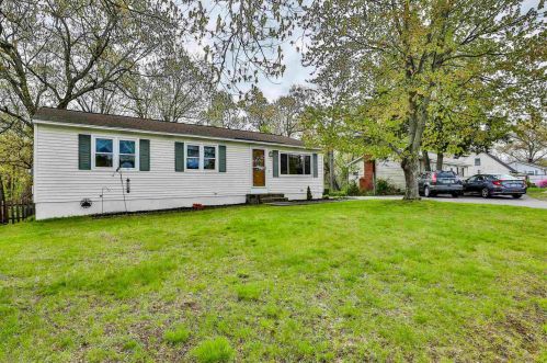 72 Elgin St, Nashua, NH 03060 exterior
