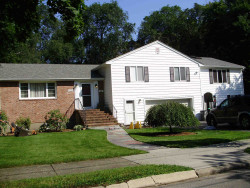 108 Hagen Rd, Newton, MA 02459 exterior