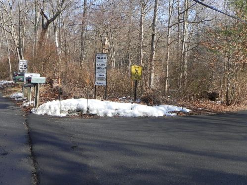 28 Great Quarter Rd, Sandy-Hook, CT 06482 exterior