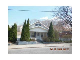 162 Transit St, Woonsocket, RI 02895 exterior