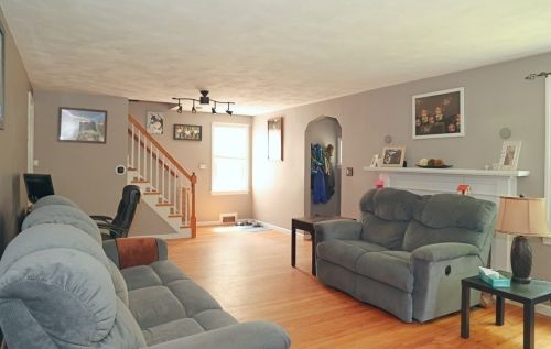 131 Lyman St, South Hadley, MA 01075 exterior