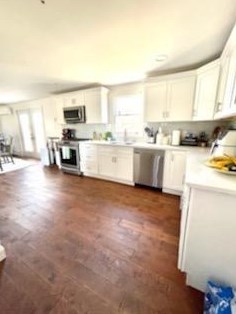 12 Lakecrest Cir, Warwick, RI 02889 exterior