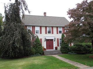 380 Wolcott Hill Rd, Hartford, CT 06109 exterior