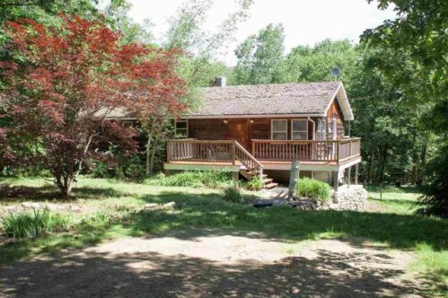 163 Wells Village Rd, Chester, NH 03036 exterior