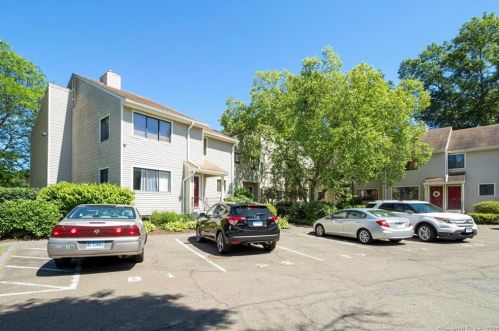 65 Lance Cir, Bridgeport, CT 06606 exterior