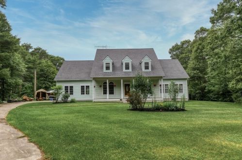 269 Fisher Rd, Westport, MA 02790 exterior