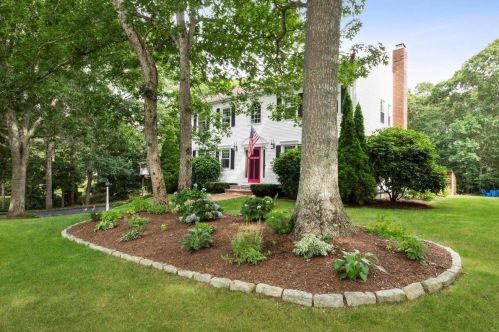 11 Elijahs Hollow Rd, Sandwich, MA 02563 exterior