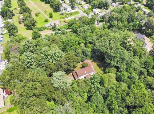 97 Fairfield Ave, Westfield, MA 01085 exterior
