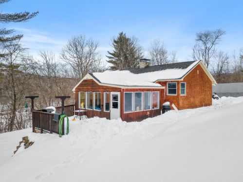 1991-2 Buffalo Rd, Rumney, NH 03266 exterior