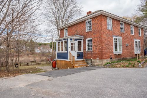 48 Meadow Way, Bath, ME 04530 exterior