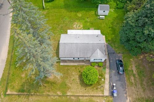 21 Patrick St, Springfield, MA 01118 exterior