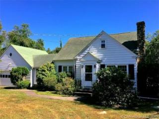 138 Broad St, Pawcatuck, CT 06379 exterior