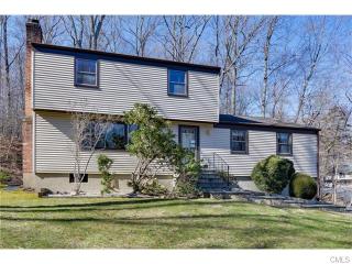 58 Cobbs Mill Rd, Wilton, CT 06897 exterior