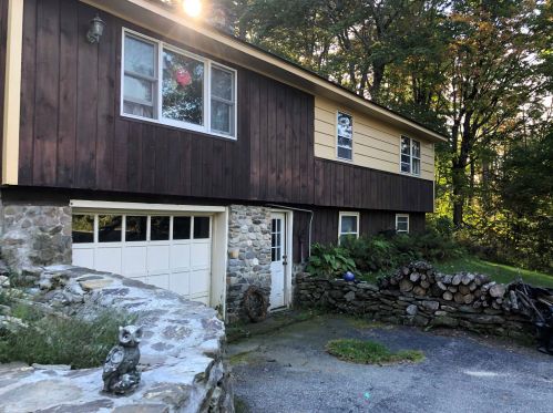 4 Cross Rd, Sunapee, NH 03782 exterior
