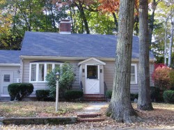 185 Grant Ave, Newton, MA 02459 exterior