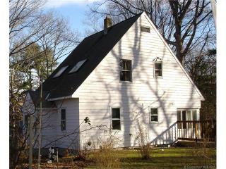 100 Shore Dr, Lyme, CT 06371 exterior