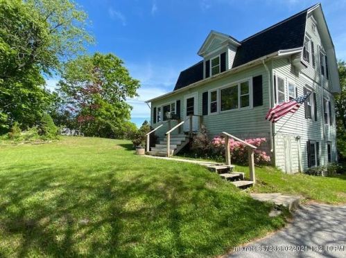 6 Atlantic Hwy, Thomaston, ME 04861 exterior