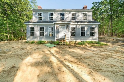 227 Pudding Hill Ln, Marshfield, MA 02050 exterior