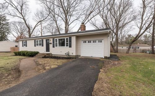 64 Scenic Dr, North Kingstown, RI 02852 exterior