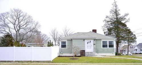 108 Caswell St, New Bedford, MA 02745 exterior