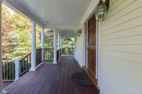 14 Range Rd, Wilton, CT 06897 exterior