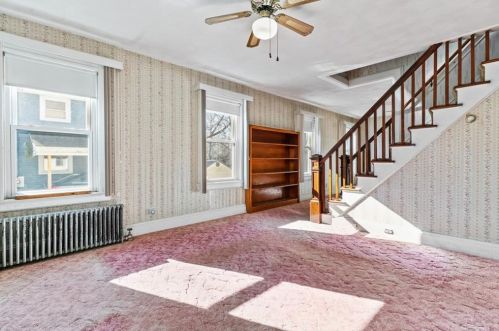 58 Hazard St, Coventry, RI 02816 exterior