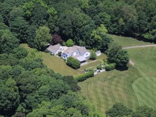 145 Seir Hill Rd, Norwalk, CT 06850 exterior