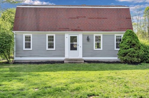 735 Steere Farm Rd, Glocester, RI 02859 exterior