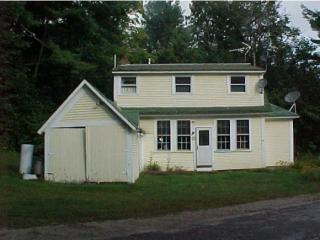 451 Williams Hill Rd, Grafton, NH 03240 exterior