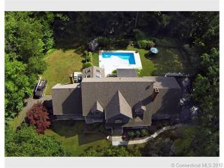 86 Blueberry Ln, Huntington, CT 06484 exterior