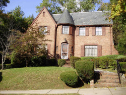31 Bruce Ln, Newton, MA 02458 exterior