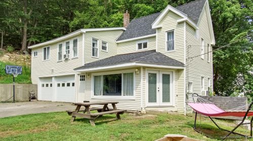 7 Second St, Hallowell, ME 04347 exterior
