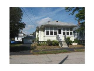 37 Sweetbriar Ave, East-Providence, RI 02915 exterior