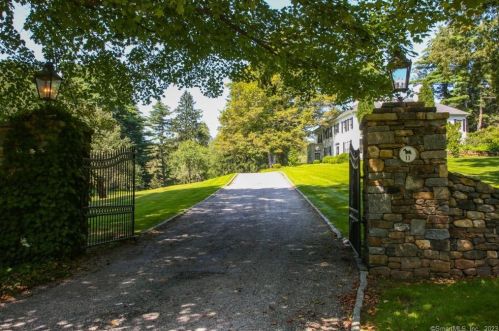 11 Pitch Rd, Litchfield, CT 06759 exterior