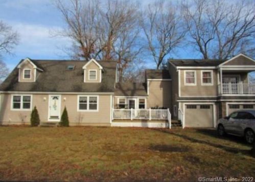 38 Lone Pine Trl, Lyme, CT 06371 exterior